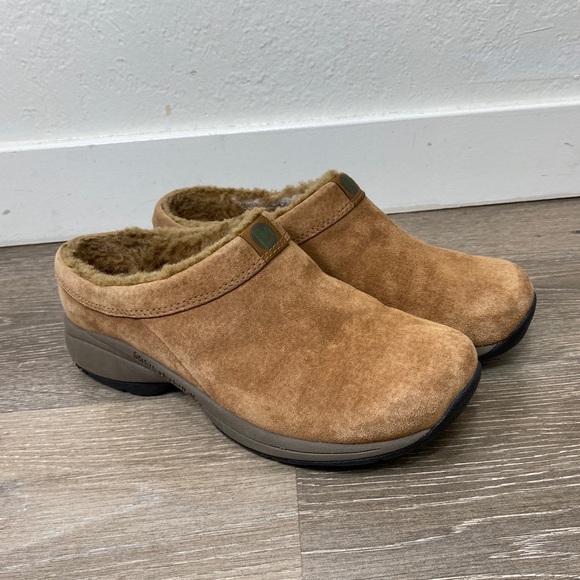 Merrell Shoes - Merrell clog/slippers size 9